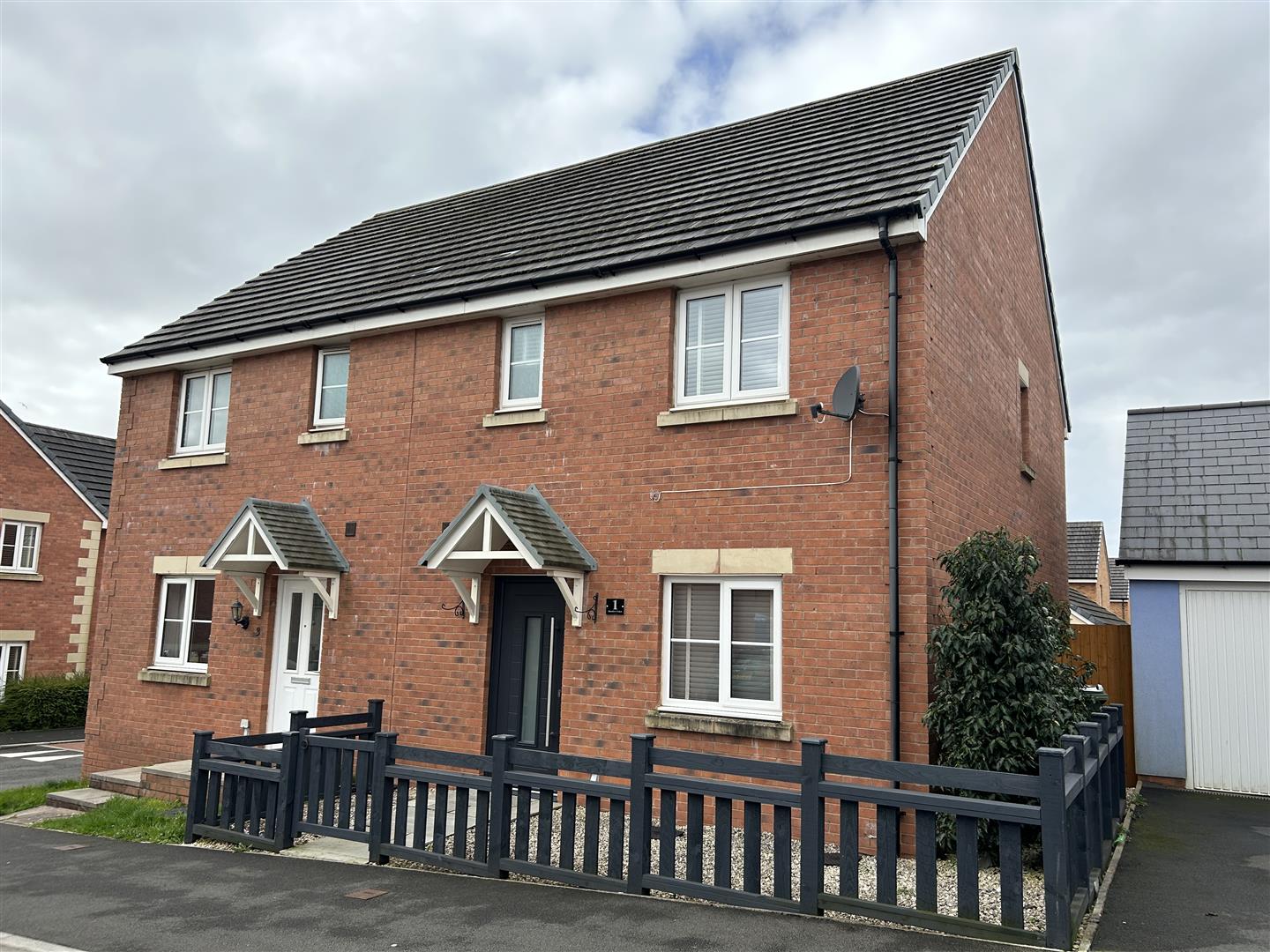 Rhodfa'r Celyn, Parc Derwen, Coity, Bridgend, CF35 6FN
